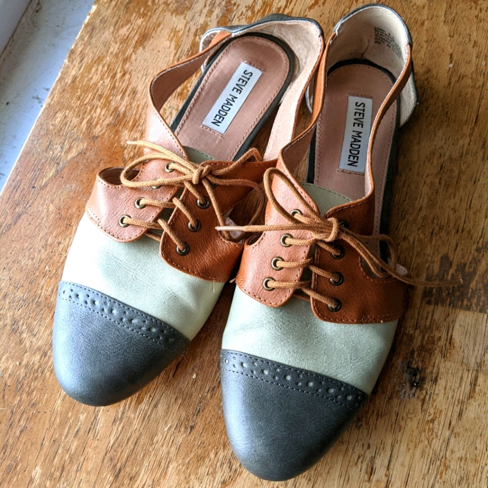 Steve Madden Cutout Oxford Flats